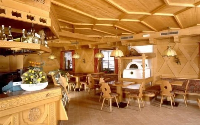 Lupo Bianco Wellness & Walking Hotel