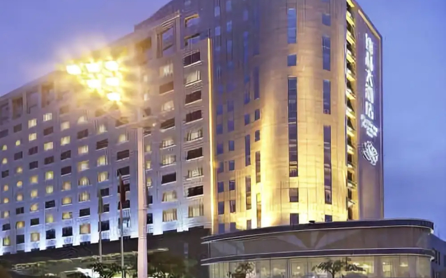 Platinum Crystal Hotel