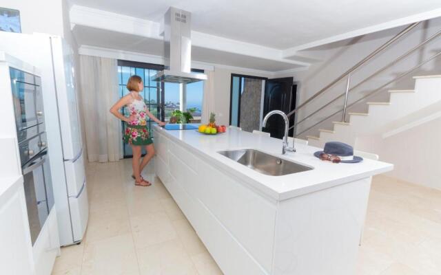 Villa Amadores N6