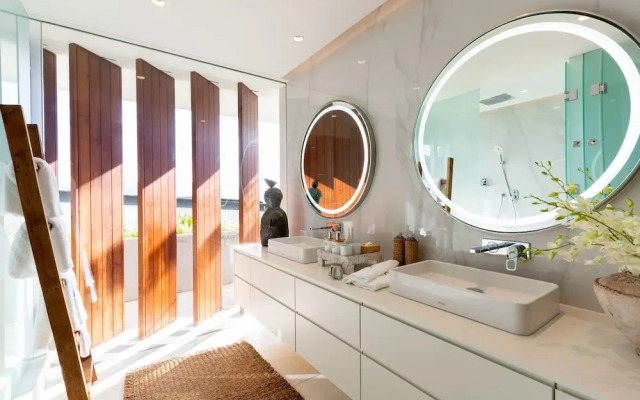 Kerem Luxury Beachfront Villas