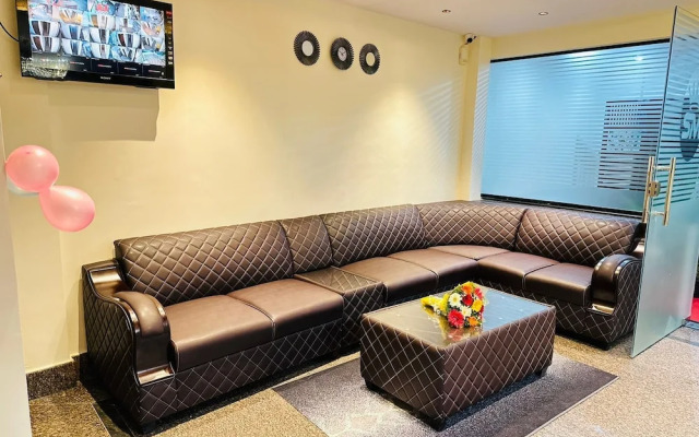Hotel SM Comforts BTM Layout