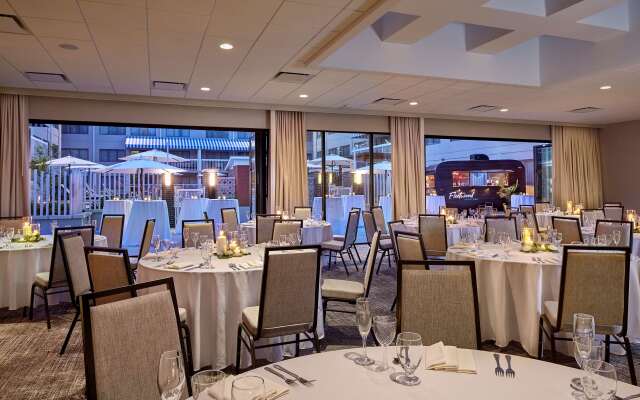 DoubleTree Suites by Hilton Nashville Airport