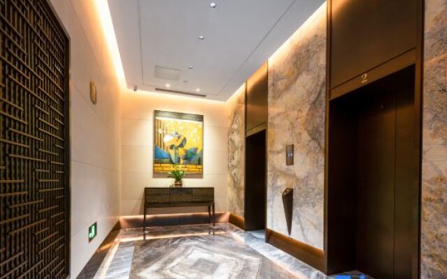 Starlight International Hotel