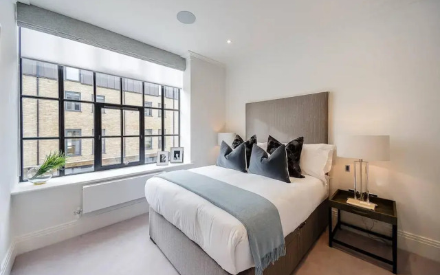 Classy 2 Bedroom Apartment By The Thames