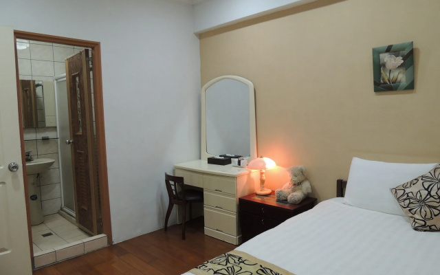 Dongshan River Left bank B&B