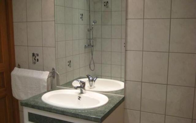 Gîte Fontenoy-le-Château, 3 pièces, 4 personnes - FR-1-589-69