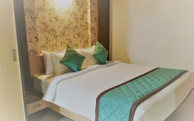 White Castle  (Boutique Apartment Hotel)