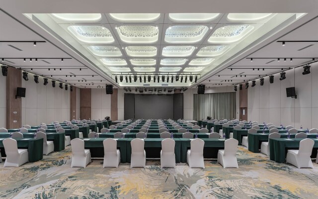 Holiday Inn Express Yinchuan Yuehai by IHG