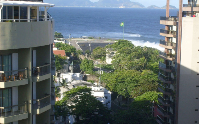 B&B Hotels RJ Copacabana Forte
