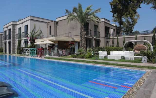 Sandora Boutique Hotel