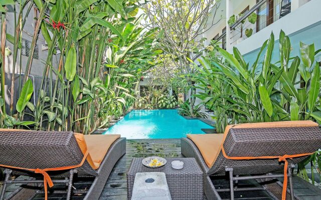 ZEN Rooms Kuta Theater