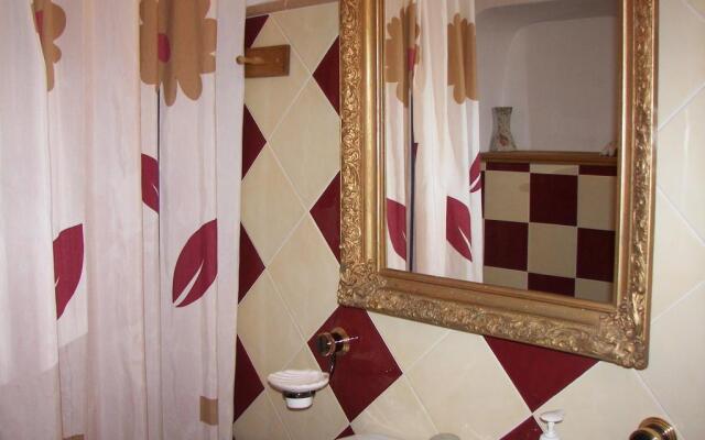 Antigua Casa Catones