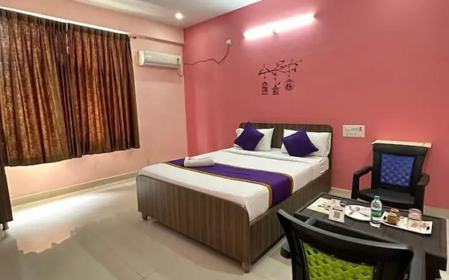 Oyo Flagship Hotel Golden Suites