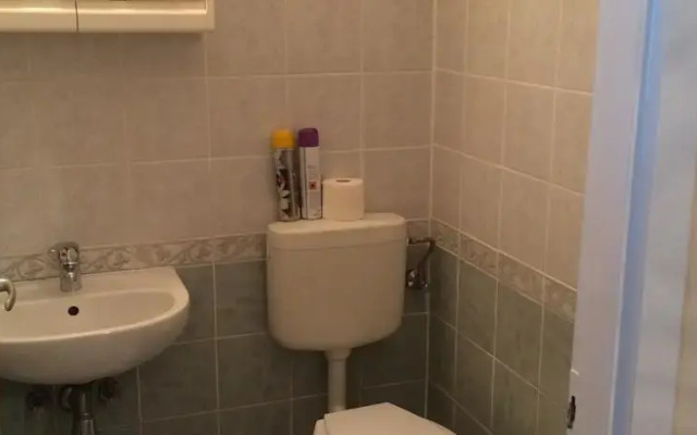 Deak Apartman 4