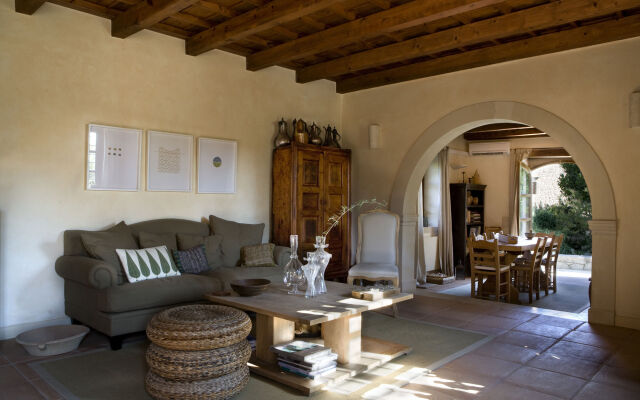 Kapsaliana Village Hotel