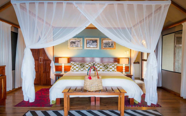 Machangulo Beach Lodge