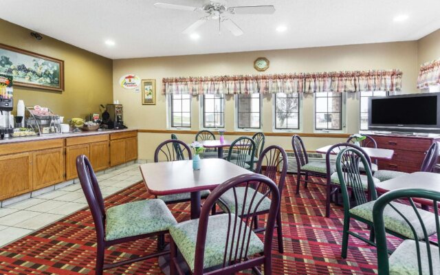 Super 8 By Wyndham Osage