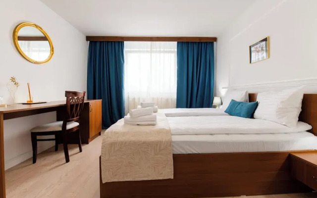 Hotel Royal Plaza