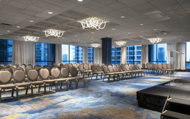 voco Chicago Downtown - Riverwalk by IHG