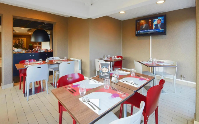 Campanile NATURE - Dijon Est Saint-Apollinaire