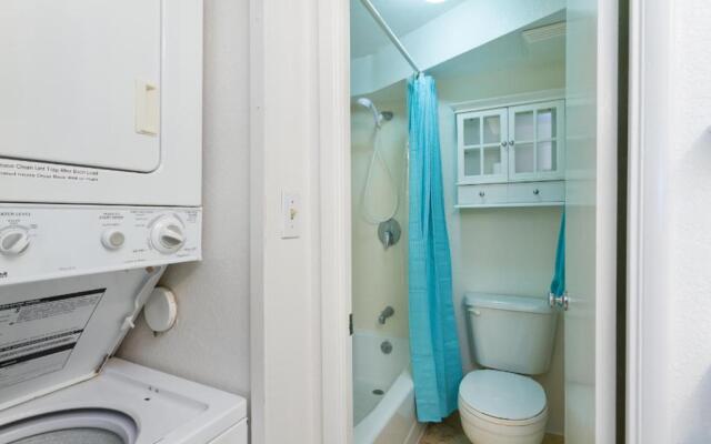 2 Bedroom Penthouse w/Ocean Views