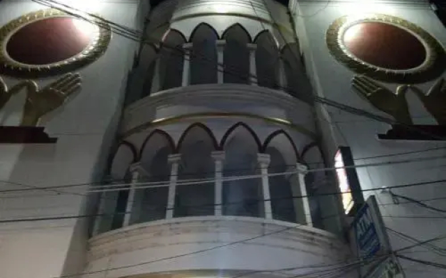 Hotel Amol