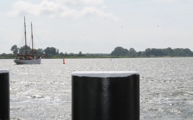 Charmante Ferienwohnung mit Garten in Wiek