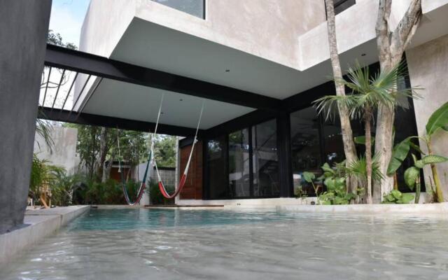 Villa Capricho - Jacuzzi and Chef included 8PPL 4BR