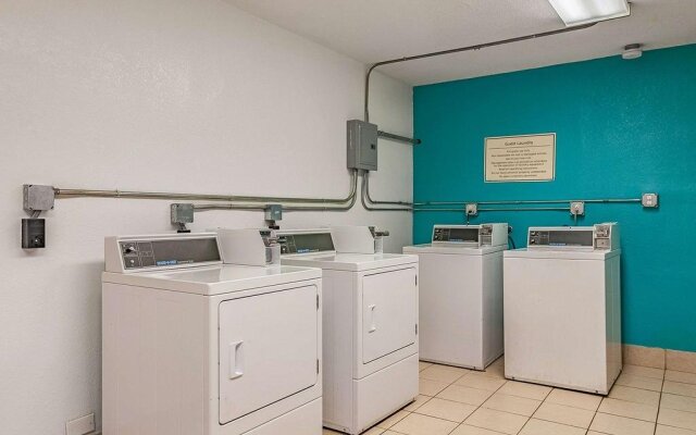 Executive Thibodaux New Orleans Hotel