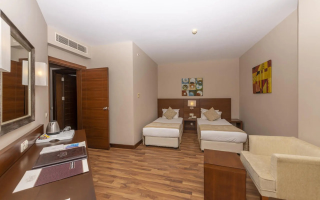Roma Beach Resort & Spa