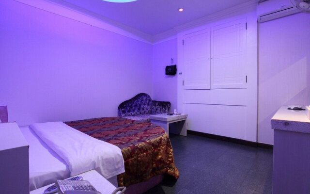 Picasso Motel Daejeon