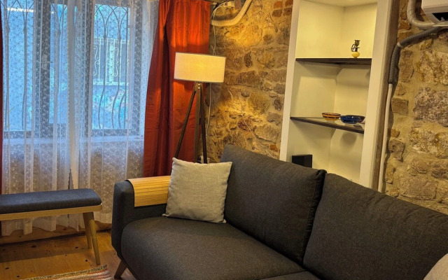 Idor Guest House