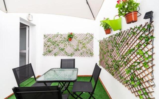 Apartamento Los Remedios Con Patio Andaluz