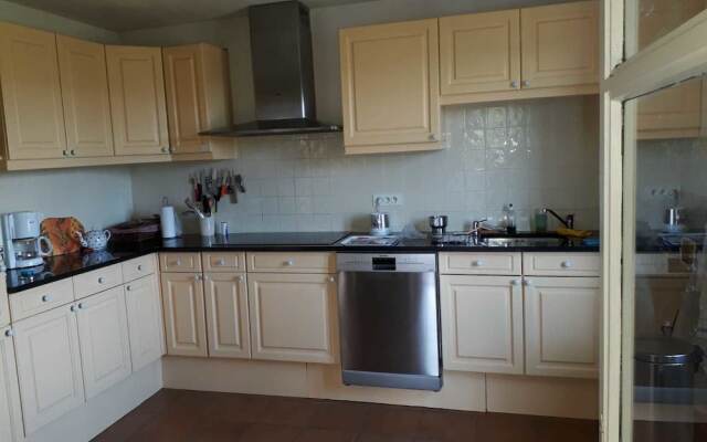 ORGANIC PROVENCE. Maison