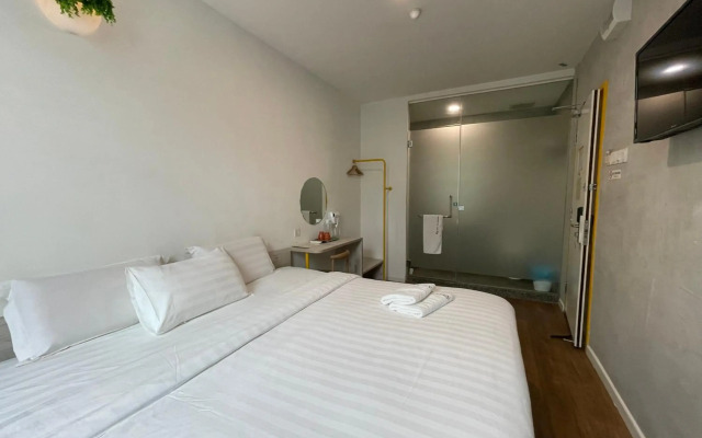 Vrest Hotel