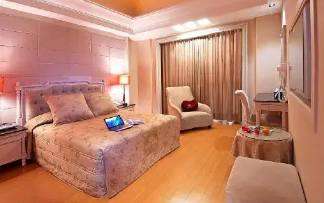 Zhi Baishan Motel