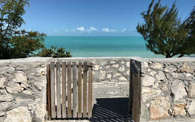 Caribbean Sea Breeze Villas
