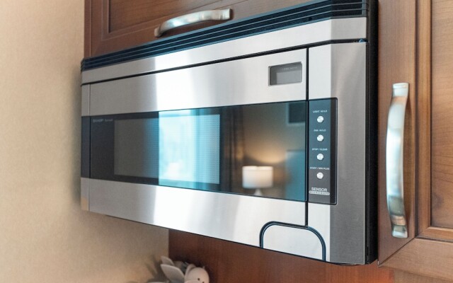 Lucky Gem Penthouse Suites at Signature