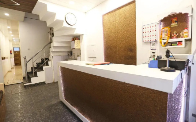 Hotel Double Tree by OYO Rooms