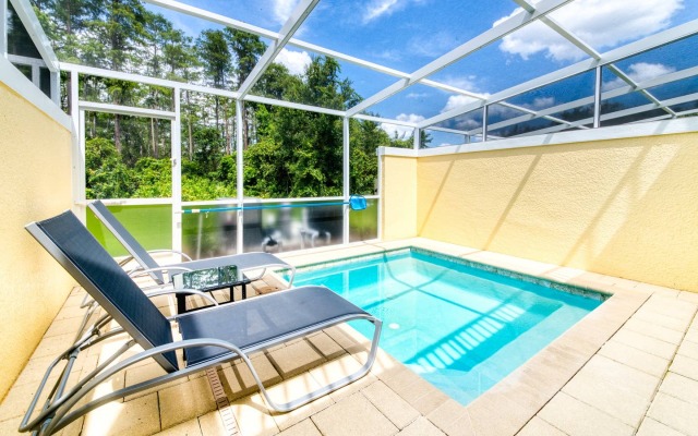Pleasant villa with private pool near Disney