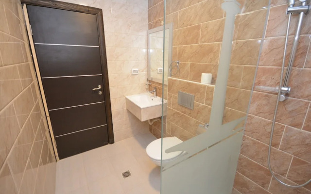 New Metropole Hotel