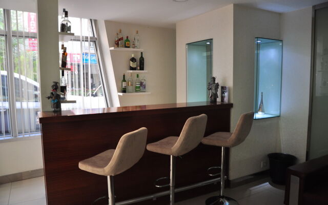 Asrın Business Hotel