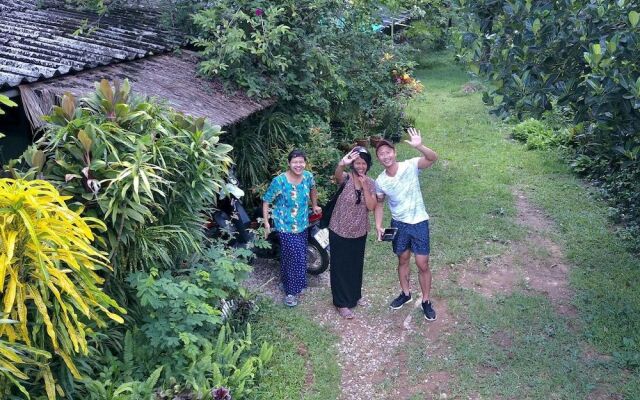 Grandma's Home Sangkhlaburi