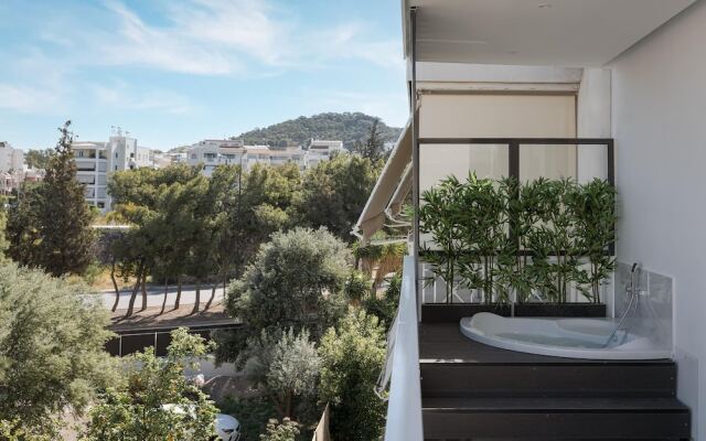 Athenian Riviera Seaside Suite