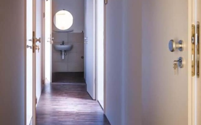 Cube Central Rooms for 2 - Hostel