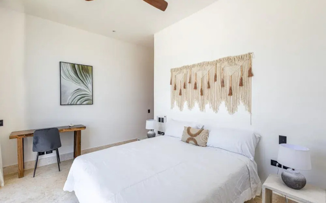 6BR Oceanfront Bliss With Private Chef and Pool