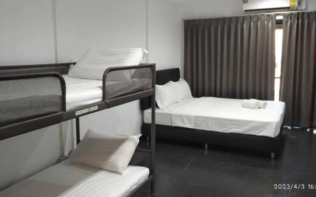 S30 Sukhumvit Hotel