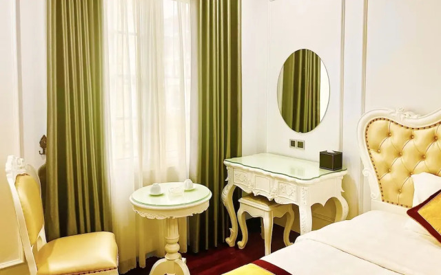 GRAD Gold Luxury Hotel