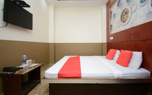 Hotel Indian Ldh By OYO Rooms