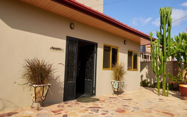 Janjay Hotel